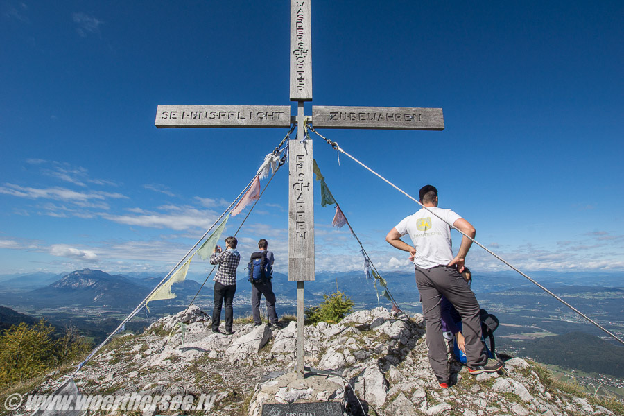 Herrlicher Ausblick vom Gipfekreuz Ferlacher Spitz